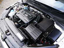 Volkswagen Golf 2.0 TSI BlueMotion Tech R Hatchback, Manual