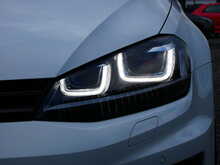 Volkswagen Golf 2.0 TSI BlueMotion Tech R Hatchback, Manual