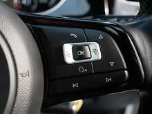 Volkswagen Golf 2.0 TSI BlueMotion Tech R Hatchback, Manual