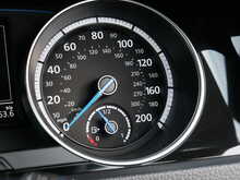 Volkswagen Golf 2.0 TSI BlueMotion Tech R Hatchback, Manual