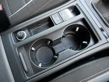 Volkswagen Golf 2.0 TSI BlueMotion Tech R Hatchback, Manual