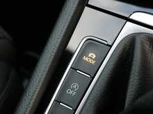 Volkswagen Golf 2.0 TSI BlueMotion Tech R Hatchback, Manual