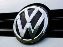 Volkswagen Golf 2.0 TSI BlueMotion Tech R Hatchback, Manual