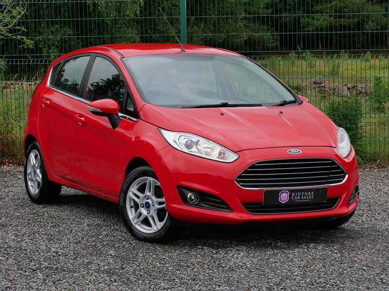 Ford 1.0T EcoBoost Zetec Hatchback, Manual 1.0 5dr Hatchback Manual Petrol