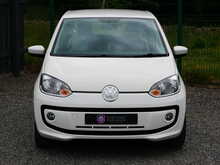 Volkswagen up! 1.0 High up! Hatchback, Manual
