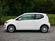 Volkswagen up! 1.0 High up! Hatchback, Manual