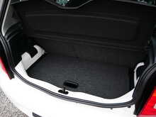 Volkswagen up! 1.0 High up! Hatchback, Manual