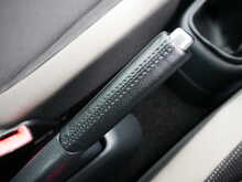 Volkswagen up! 1.0 High up! Hatchback, Manual