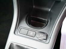Volkswagen up! 1.0 High up! Hatchback, Manual