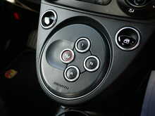 Abarth 595 1.4 T-Jet Hatchback, S/A [Auto]