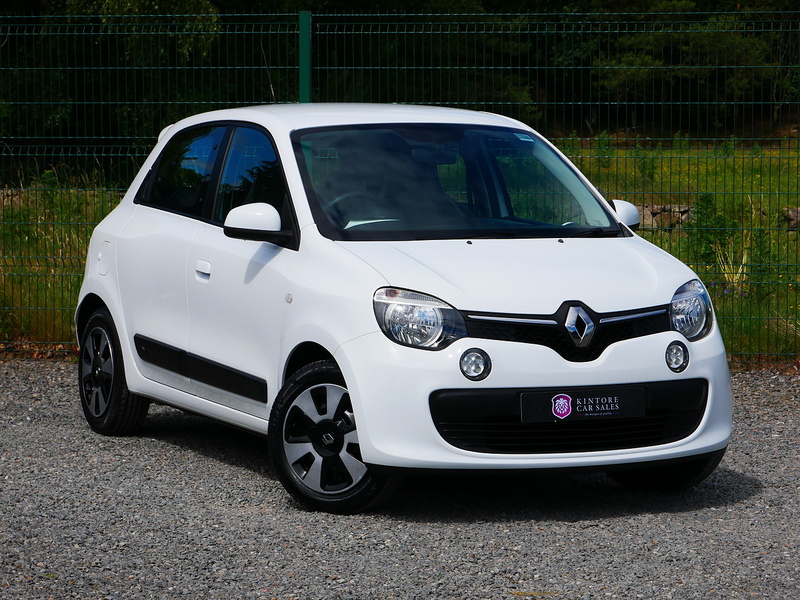 Renault 1.0 SCe Play Hatchback, Manual 1.0 5dr Hatchback Manual Petrol