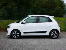 Renault Twingo 1.0 SCe Play Hatchback, Manual