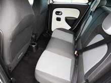 Renault Twingo 1.0 SCe Play Hatchback, Manual