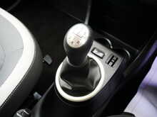 Renault Twingo 1.0 SCe Play Hatchback, Manual