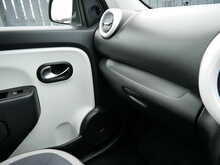 Renault Twingo 1.0 SCe Play Hatchback, Manual