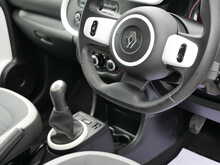 Renault Twingo 1.0 SCe Play Hatchback, Manual
