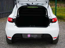 Renault Clio 1.2 16v Dynamique Nav Hatchback, Manual