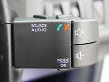 Renault Clio 1.2 16v Dynamique Nav Hatchback, Manual