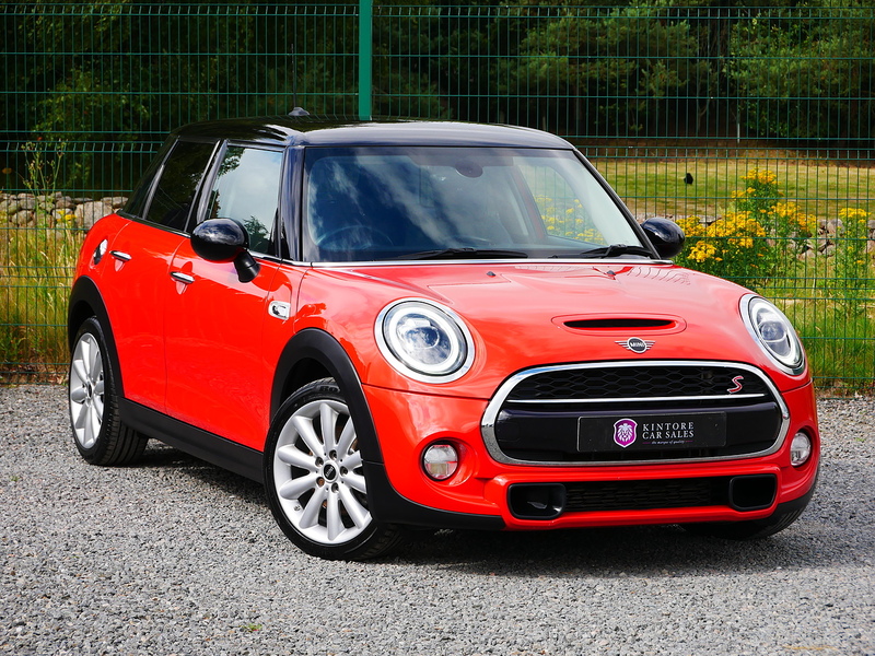 MINI 2.0 Cooper S Hatchback 5dr, Manual 2.0 5dr Hatchback Manual Petrol