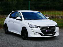 Peugeot 208 1.2 PureTech Allure, Manual