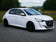 Peugeot 208 1.2 PureTech Allure, Manual