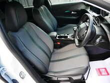 Peugeot 208 1.2 PureTech Allure, Manual