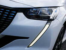 Peugeot 208 1.2 PureTech Allure, Manual
