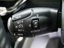 Peugeot 208 1.2 PureTech Allure, Manual