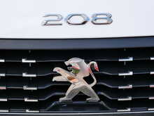 Peugeot 208 1.2 PureTech Allure, Manual