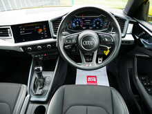 Audi A1 1.0TFSI 30 S line Sportback, S-Tronic