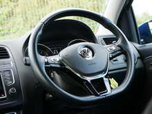 Volkswagen Polo 1.2 TSI BlueMotion Tech SE, 5dr Hatchback