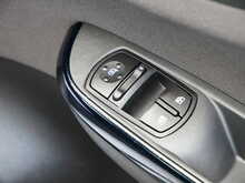 Vauxhall Corsa 1.4 i ecoFLEX Sri, Manual