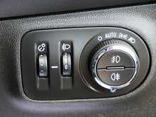 Vauxhall Corsa 1.4 i ecoFLEX Sri, Manual