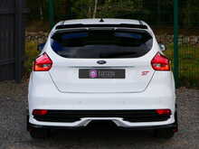 Ford Focus 2.0T EcoBoost ST-3 Hatchback, Manual