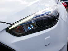 Ford Focus 2.0T EcoBoost ST-3 Hatchback, Manual