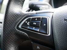 Ford Focus 2.0T EcoBoost ST-3 Hatchback, Manual