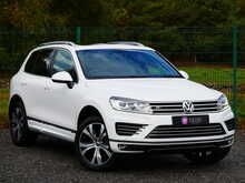 Volkswagen Touareg 3.0 TDI V6 BlueMotion Tech R-Line, Automatic
