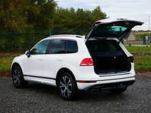 Volkswagen Touareg 3.0 TDI V6 BlueMotion Tech R-Line, Automatic