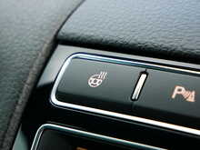 Volkswagen Touareg 3.0 TDI V6 BlueMotion Tech R-Line, Automatic