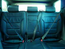 Volkswagen Touareg 3.0 TDI V6 BlueMotion Tech R-Line, Automatic