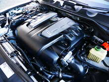 Volkswagen Touareg 3.0 TDI V6 BlueMotion Tech R-Line, Automatic