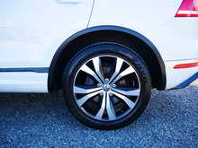 Volkswagen Touareg 3.0 TDI V6 BlueMotion Tech R-Line, Automatic