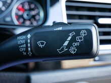 Volkswagen Touareg 3.0 TDI V6 BlueMotion Tech R-Line, Automatic