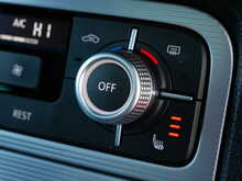 Volkswagen Touareg 3.0 TDI V6 BlueMotion Tech R-Line, Automatic