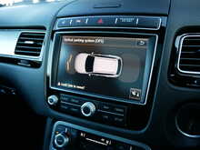 Volkswagen Touareg 3.0 TDI V6 BlueMotion Tech R-Line, Automatic