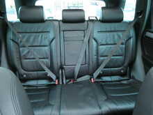 Volkswagen Touareg 3.0 TDI V6 BlueMotion Tech R-Line, Autotrader