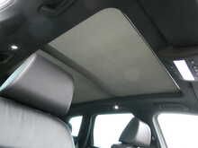 Volkswagen Touareg 3.0 TDI V6 BlueMotion Tech R-Line, Autotrader