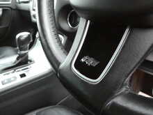 Volkswagen Touareg 3.0 TDI V6 BlueMotion Tech R-Line, Autotrader