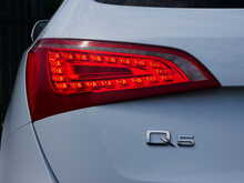 Audi Q5 2.0TDI S line Plus Quattro, Manual