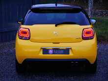 DS AUTOMOBILES DS 3 1.2 PureTech Prestige 3dr, Manual